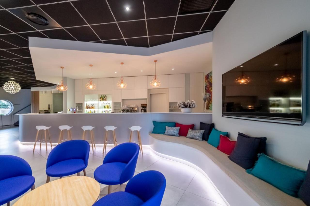 Sous Les Pins Hotel